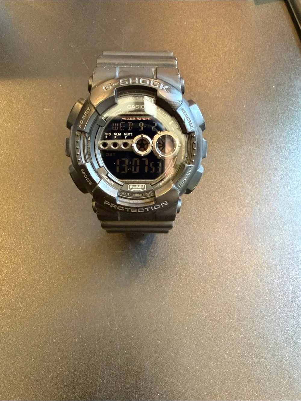 Casio G Shock GD 100 1B Military Black Inverted LCD Digital Watch 200M Works